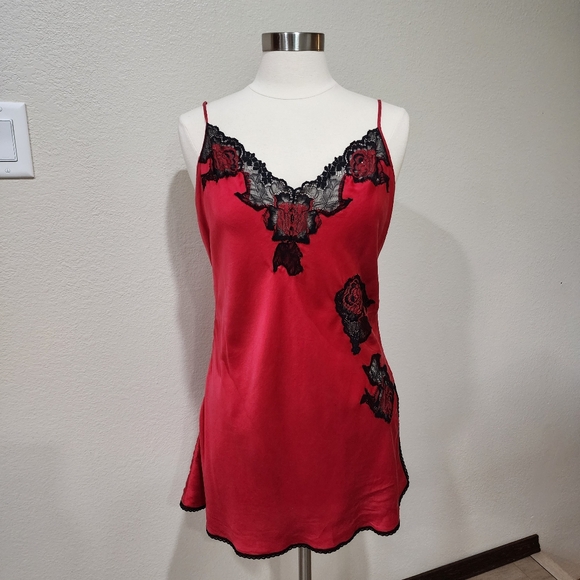Vintage Victoria’s Secret Silk Slip Chemise Nightie Dark Red Black Lace size L